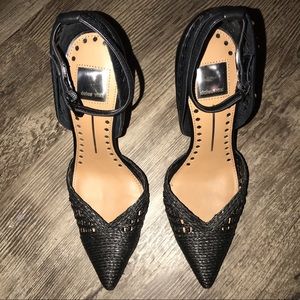 Sexy Black Ankle Strap Pumps (Jute)